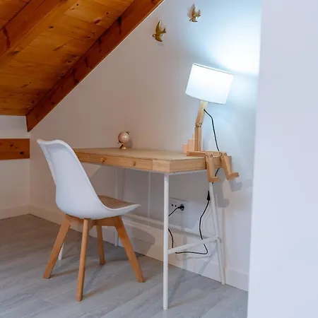 Spacious Renovated House In * Cabezon De La Sal